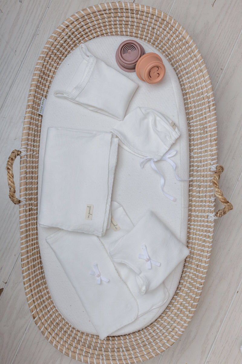 Pointelle Button layette 5 piece Girls Set