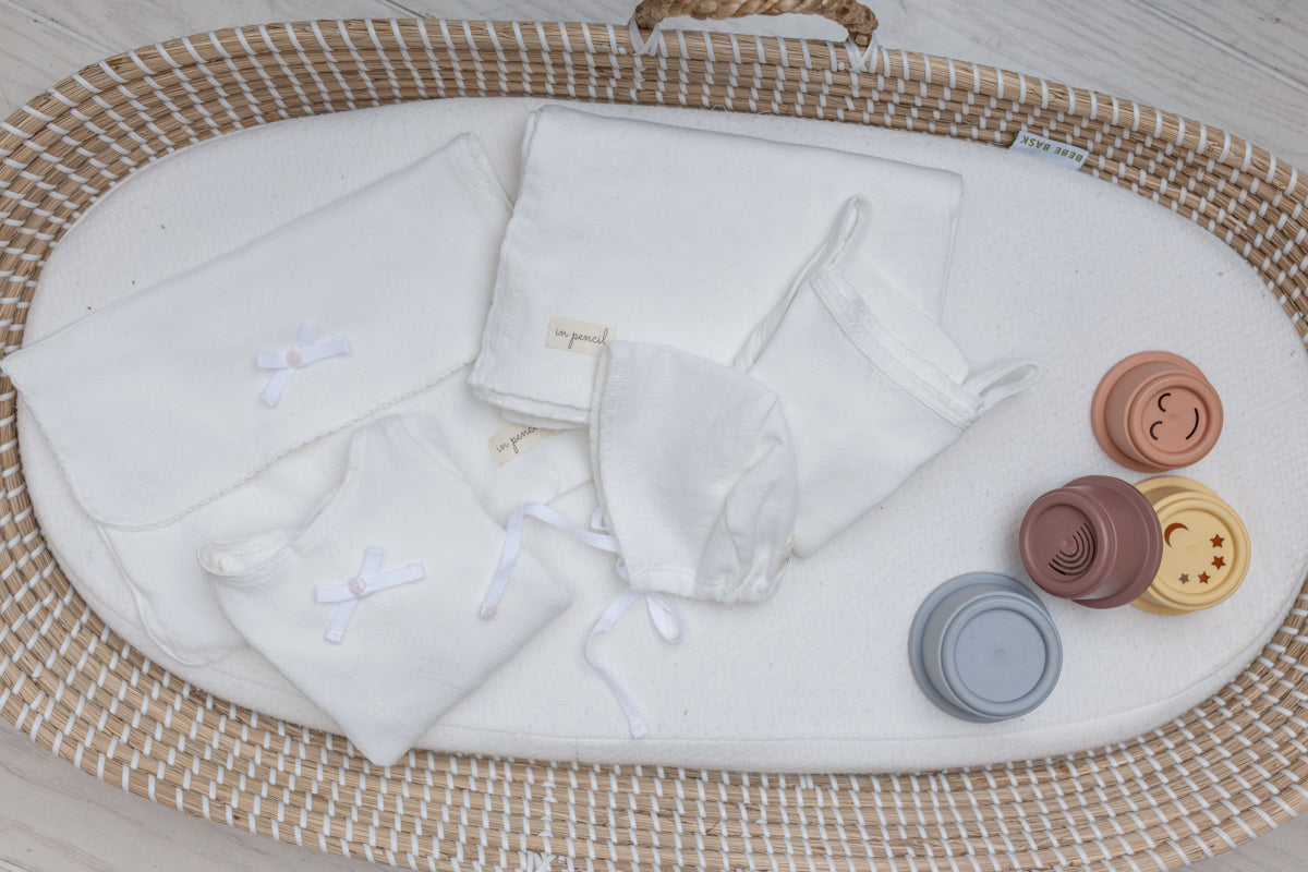 Pointelle Button layette 5 piece Girls Set