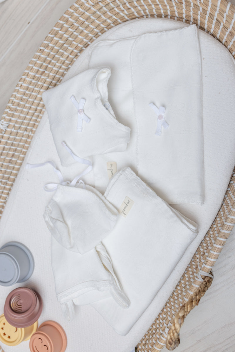 Pointelle Button layette 5 piece Girls Set