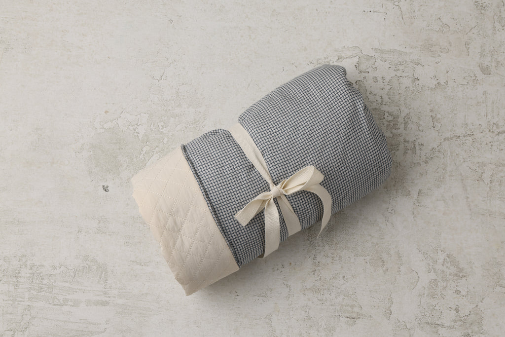 Quilted blanket in Ink Checkered