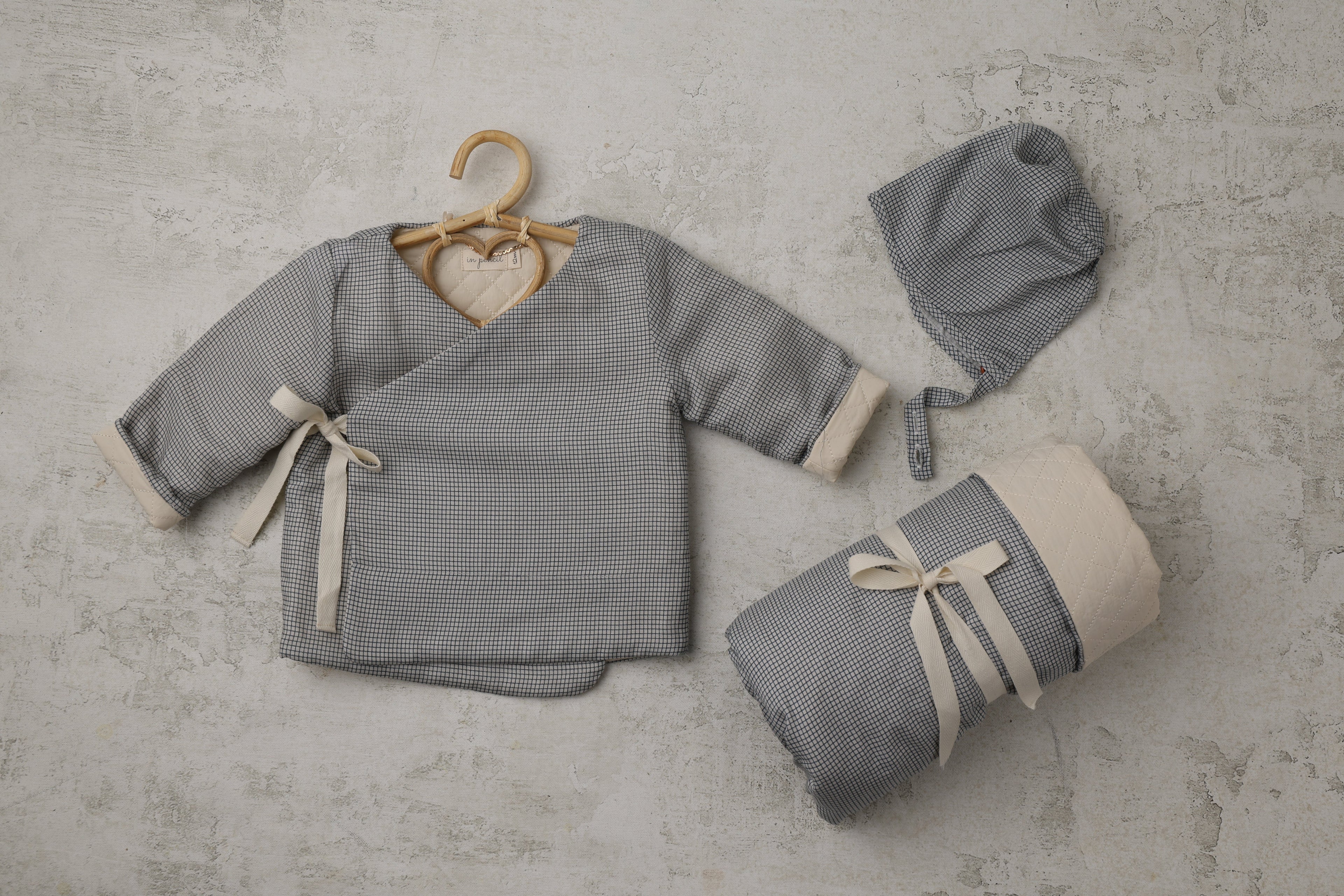 Quilted blanket in Ink Checkered